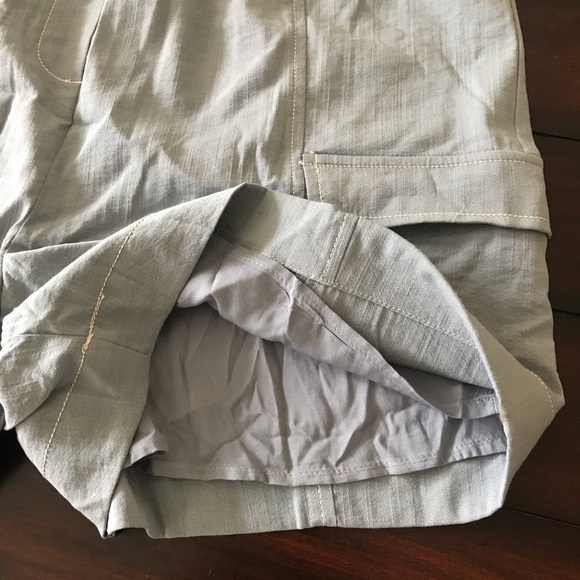 NWT Anthropologie Cinched Cargo Shorts. Size Medium - Picture 7 of 7